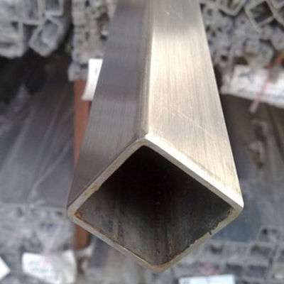 Warmgewalzte, kaltgewalzte 304 Edelstahl-Quadratrohre 402 201 304L 316L 410s 430 20mm 9mm Verarbeitung Dienst Decoiling