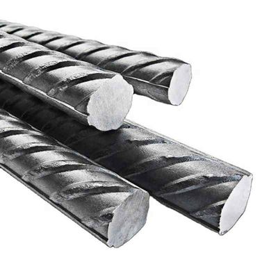 Nichtlegierte HRB400 HRB400E HRB500 Runde Kohlenstoffstahl Verformte Eisenstangen für Gebäudekonstruktionen 6mm 8mm 10mm 18mm