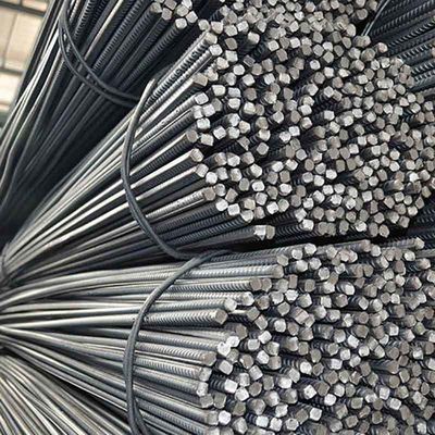 HRB335 Grade 10mm 14mm 16mm 32mm gerade Stahlstangen Deformierte Stahlstangen Eisenstangen für vielseitige Anwendungen