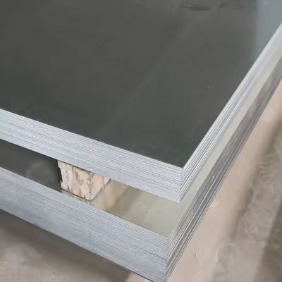 1000-2200mm Breite Q195/Q235/Q235b/Q345/A36/SS400 Kohlenstoffstahlblech Mittlere Größe