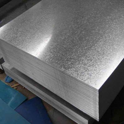 0.6m-3m Breite Hautpass Galvanisiertes Stahlblech Regelmäßiger Spangel SGCC Dx51d Z40-275g 0,13-2mm Gi/Gl Beschichtetes Stahl Breite 0,6m-3m