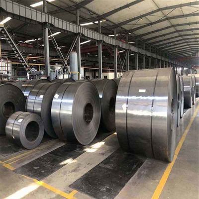 600-1500 mm Breite Astm A36 A283 A387 Q235 Q345 S235jr Kohlenstoffstahlspule mit schwarzer Oberfläche und 0,2-3 mm Dicke