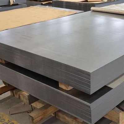 Anpassung Breite Q235B Stahlgrad Warmgewalzte schwarze Eisenmetall A36 DC01 Q235 Kohlenstoffstahl-Streifen-Spule