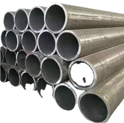 Rundlegierung Warmgewalzte ASTM 335 P5 56 Zoll nahtlose Kohlenstoffstahl-Gaszylinderrohr für Öl-Anwendung Kosten