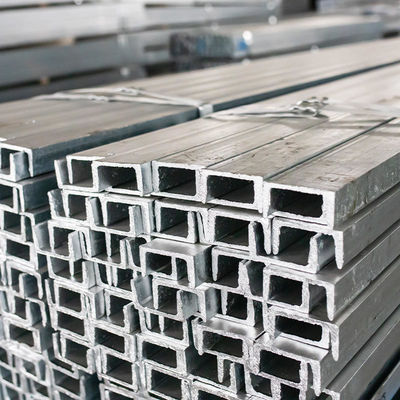 Q235/Q345 Material und starke Konstruktion C-Stahlkanal aus galvanisiertem Stahl