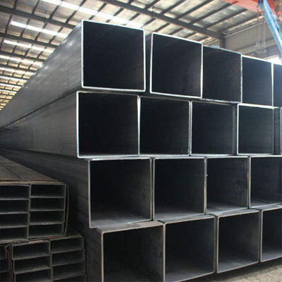 Kohlenstoffrohr 80 x 80 mit Löchern Heißgewalzte Hohlkohle 65x65 10 x 10 Rechteckrohr Kohlenstoffstahlquadratrohr