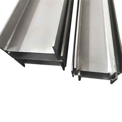 50-400 mm Flanschbreite Q235B Q235 H-Strahlen aus Kohlenstoffstahl M54B30 Warmgewalzte H-Strahlen für den Bau