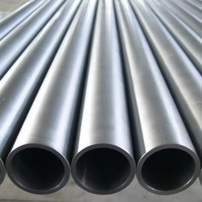 Anwendungen für Kessel und Druckbehälter Nahtlose Rohrrohre aus Kohlenstoffstahl 1,24-60 mm Dicke 6 m Länge Strukturmaterial