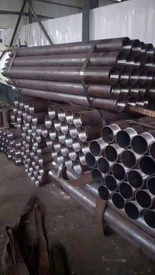 Anwendungen für Kessel und Druckbehälter Nahtlose Rohrrohre aus Kohlenstoffstahl 1,24-60 mm Dicke 6 m Länge Strukturmaterial